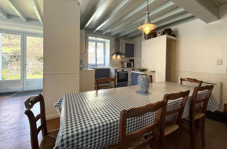 Location de vacances pour 4 personnes, avec jardin à Borce - 3