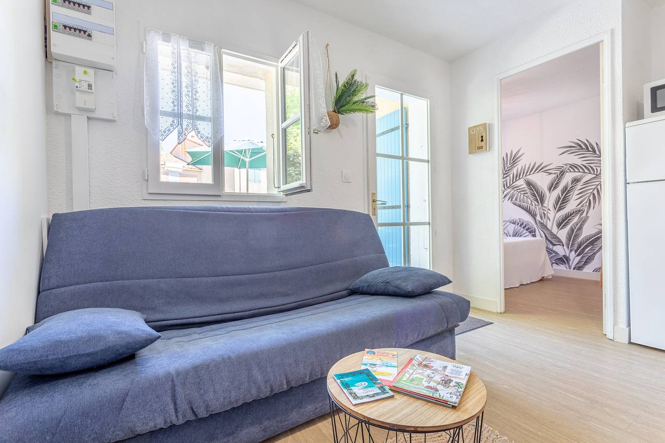 Ganze Wohnung, Appartement "La Belle Petite Maison" mit gemeinsamer Terrasse, privatem Garten und Wlan in La Remigeasse, Dolus-d'Oléron