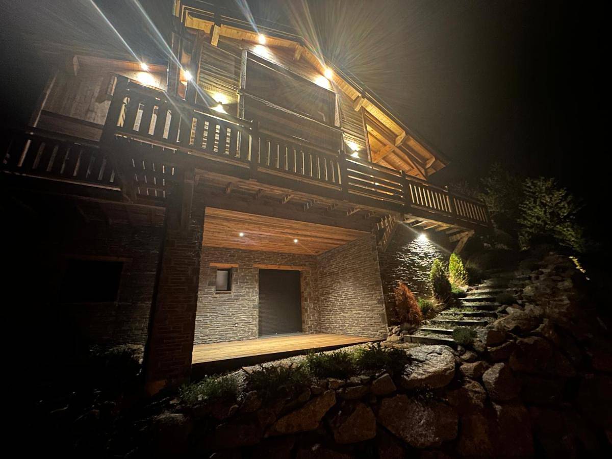 Chalet in Font-Romeu-Odeillo-Via, Parque Natural Regional de los Pirineos Catalanes