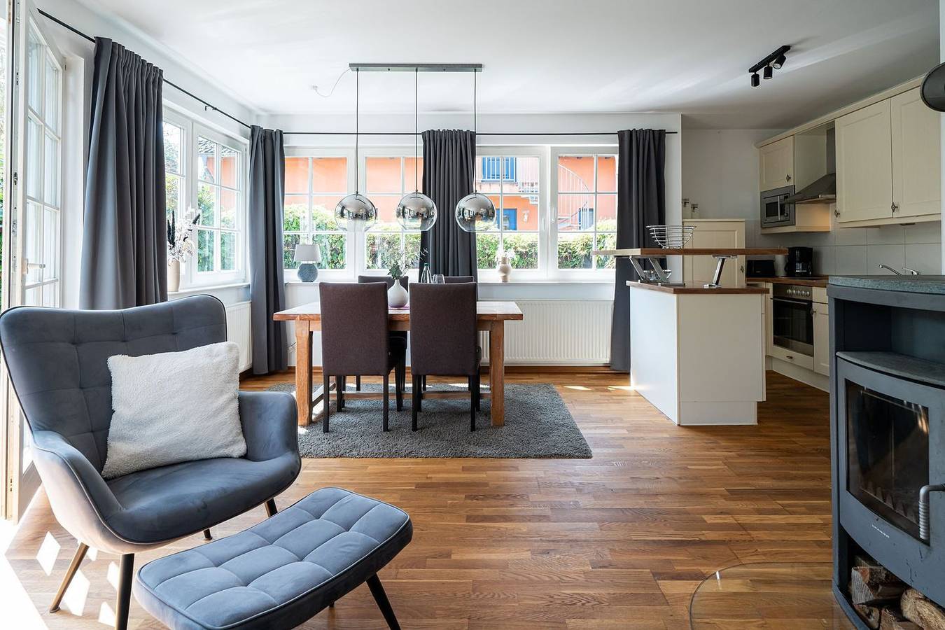 Ganze Wohnung, Ferienwohnung "Strandrose"- im Erdgeschoss ca.68 m² für 2-4 Personen im Ortskern in Ahrenshoop, Fischland