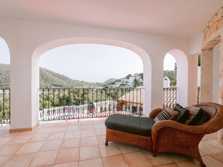 Casa rural para 10 personas, con jardín además de balcón y piscina, Familias con niños en Santa Eulària des Riu - 3