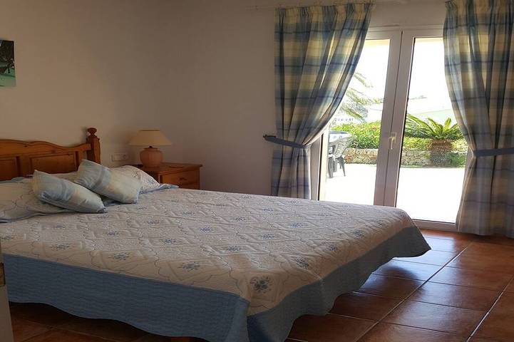 Villa für 6 Personen, mit Garten und Whirlpool auf Menorca - 2