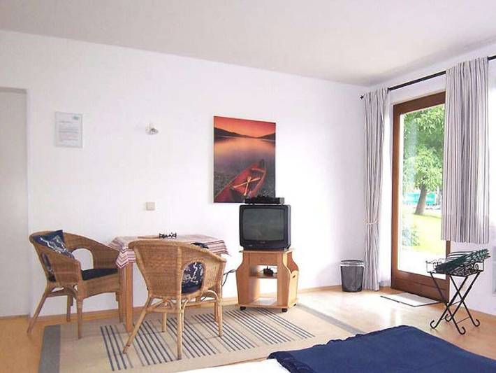 Ferienhaus für 2 Personen, mit Terrasse und Garten sowie Seeblick in Klagenfurt-Land - 4