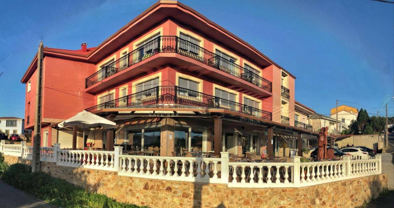 As Eiras Lires Hotel Restaurante in Lires, Cee