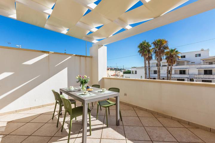 Apartamento entero, Apartamento de vacaciones para 4 personas con terraza in Leuca, Castrignano del Capo