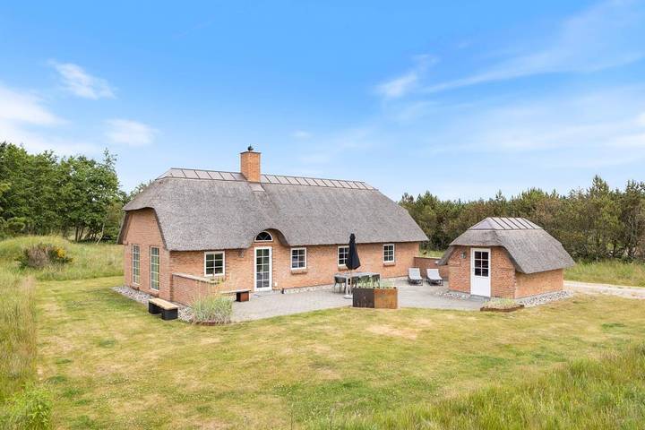 Villa for 6 personer, med sauna og balkon/terrasse, husdyr tilladt i Husby