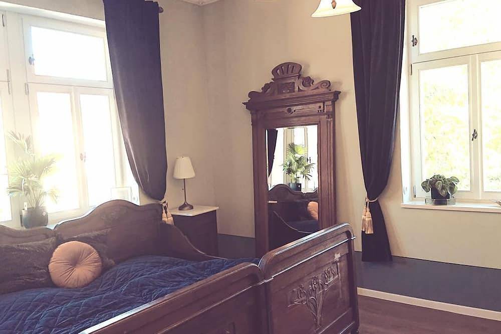 Ganze Wohnung, Ferienwohnung Greta Garbo - Villa Weißbach - Haus Hilda in Flöha, Chemnitz und Umgebung