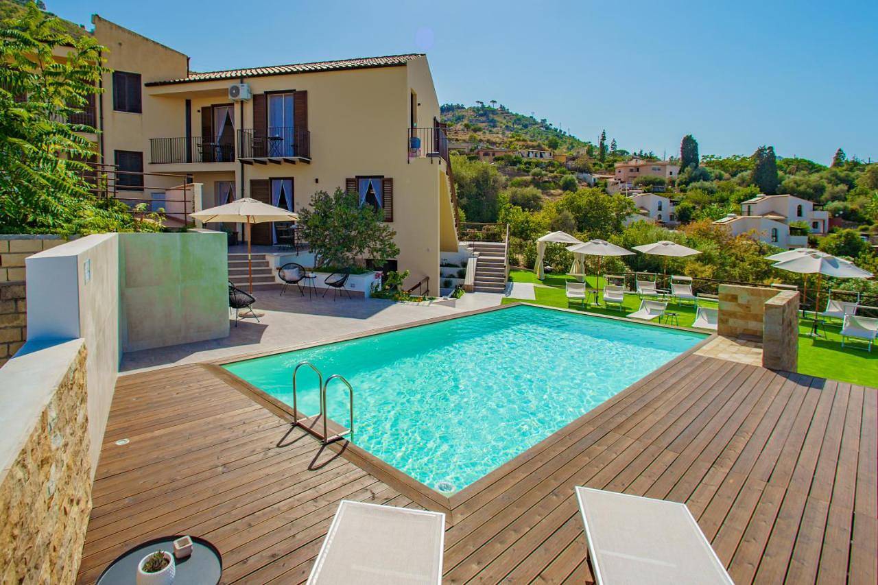 Pater Meus Suites - Sea View, Pool & Parking in Cefalú, Cefalù (Municipio)