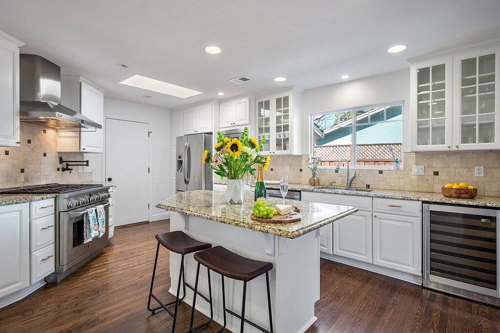 Harvard House: Napa, Hot Tub + Detached Studio in Napa, Napa Valley