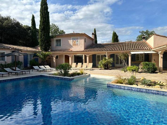 Location de vacances pour 13 personnes, avec piscine et terrasse, animaux acceptés à Vézénobres - 3