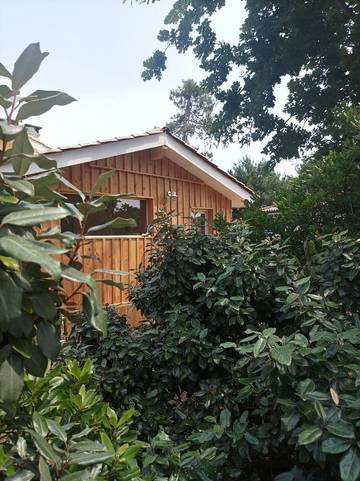 Cottage pour 2 personnes, avec terrasse ainsi que jardin et vue à Vendays-Montalivet