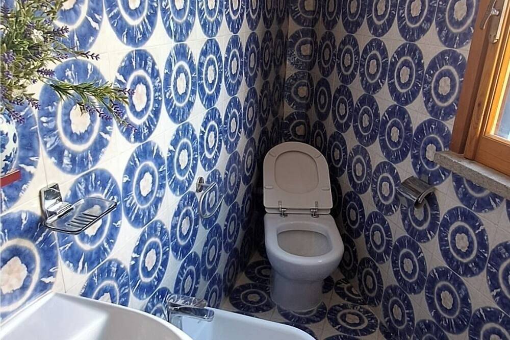 Un frantoio ristrutturato  come cottage   situato in un borgo immerso nel verde. in Pontecorvo, Provincia di Frosinone