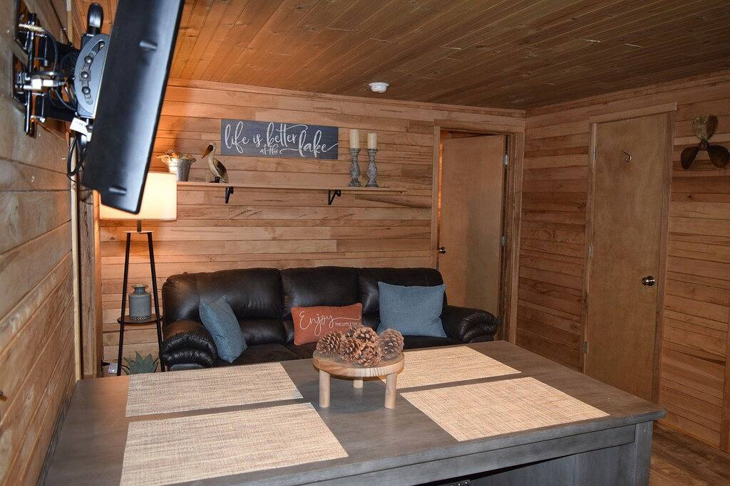 Ganze Wohnung, Grand Rivers, Ky - Unit A - Cozy getaway with Cabin Charm near Ky & Barkley Lake in Kentucky Lake