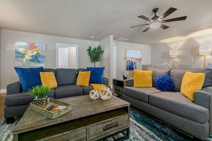 Vacation rental for 6 people, with terrace and yard in Bentonville