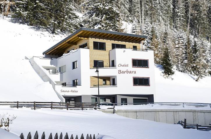 Hütte für 3 Personen, mit Terrasse und Garten sowie Sauna und Ausblick in Ischgl