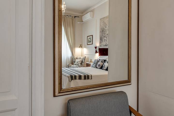 Appartamento intero, Maison Flora: Storica, Elegante e con Parcheggio in Oltrarno in Firenze Centro storico, Firenze