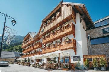 Hôtel pour 2 personnes, avec vue et piscine ainsi que jardin et sauna, animaux acceptés à Vaujany