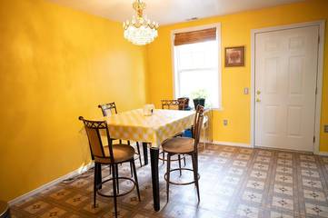 Vacation House for 6 Guests in Brooklyn, New York City, Picture 3