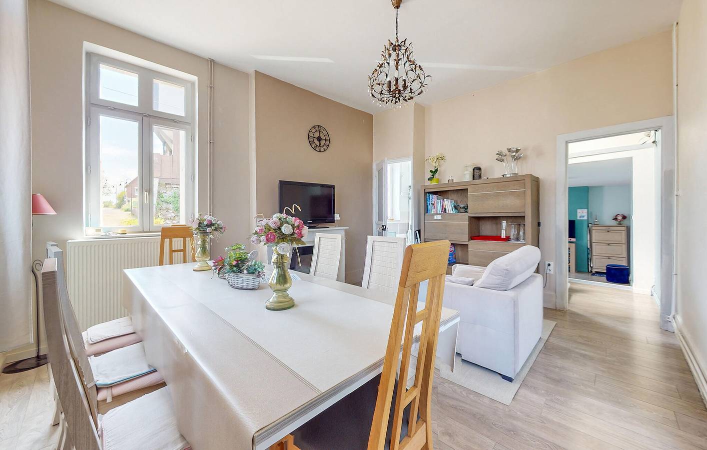 Appartement confortable avec vue sur la rivière, WiFi et parking in Arques-la-Bataille, Région de Dieppe