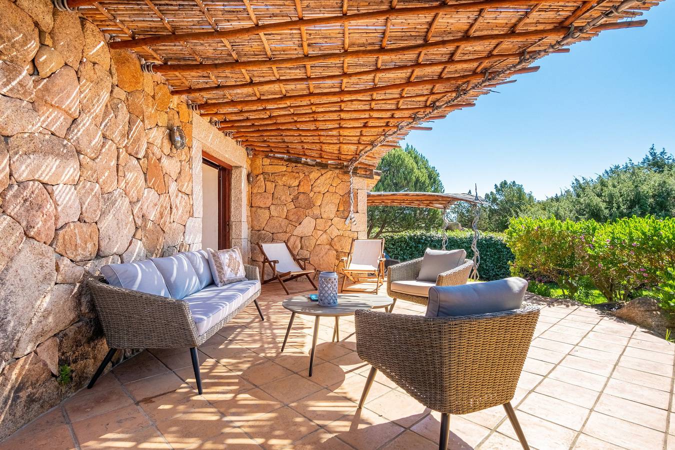 Villa „Sa Villa Cala Ginepro“ mit Meerblick, Garten und Wlan in Punta Molara, San Teodoro