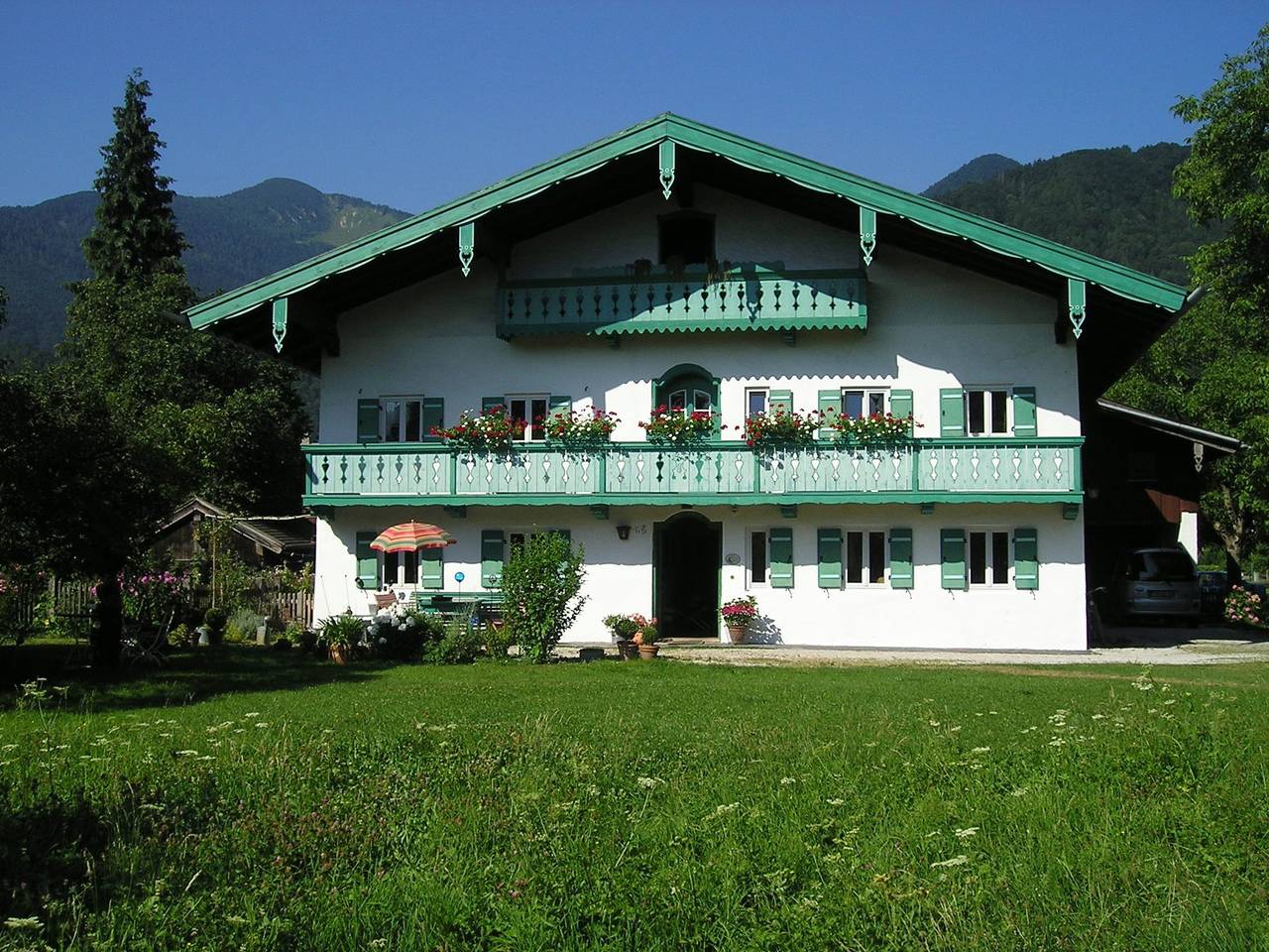 Ganze Ferienwohnung, Ferienwohnung Obermeier | Chiemgau Karte - Ferienwohnung 100 qm, f. 2-5 Pers., 2 sep. Schlafzimmer, Südbalkon, ruhige Lage in Grassau, Chiemsee