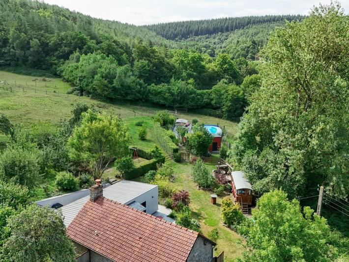 Gîte pour 5 personnes, avec jardin ainsi que terrasse et piscine à La Lande-de-Goult - 3