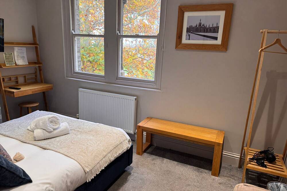 Double Rooms at Regency Guest House in Market Ward, Cambridge