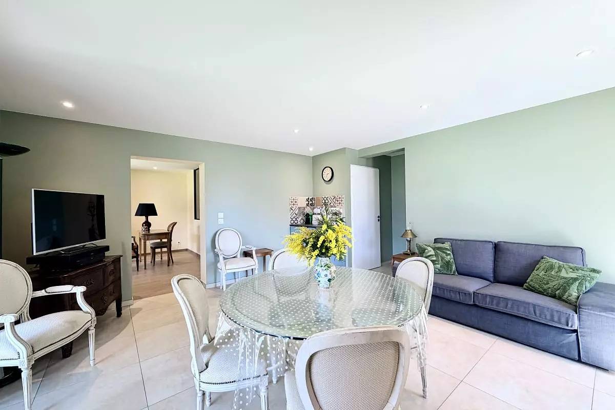 Appartement entier, Appartements pour 4 Personnes in Tresserve, Région de Chambéry