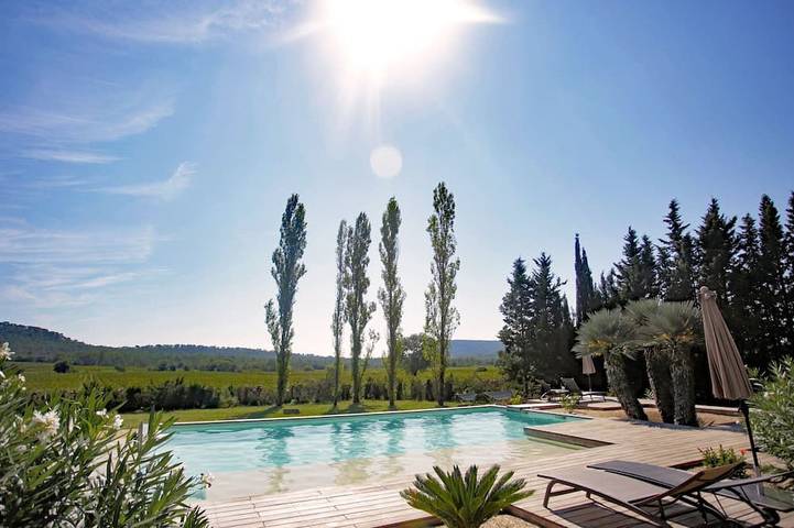 Location de vacances pour 2 personnes, avec Jacuzzi et Piscine à Carnas
