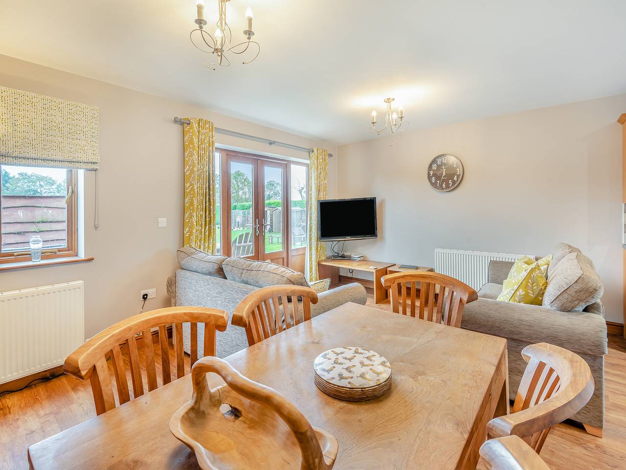 Lake View 2 - Uk45578 in Maltby le Marsh, Lincolnshire