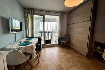 Gîte pour 4 personnes, avec piscine dans Plage du pont tournant