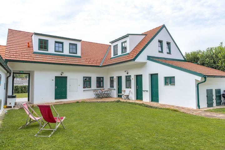 Vakantiehuis voor 11 personen, met tuin en terras in Wenen omstreken en wienerwald