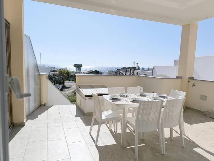 Location de vacances pour 8 personnes, avec vue et terrasse, animaux acceptés à Torre Vado