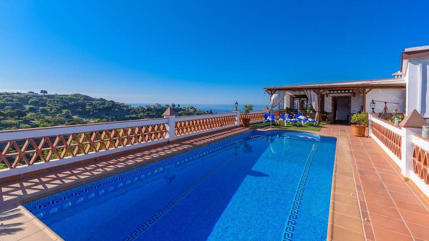 Chalet para 6 personas, con balcón/terraza y piscina en Provincia de Granada - 2