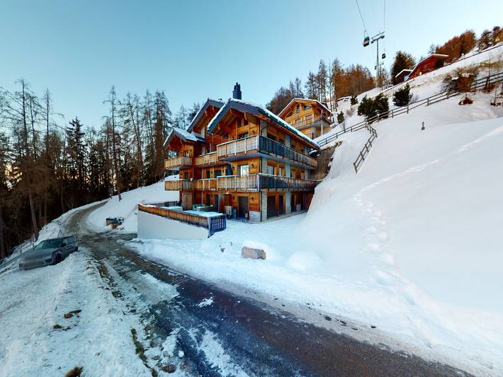 Ferienwohnung für 4 Personen, mit Balkon und Pool sowie Sauna und Ausblick in Veysonnaz