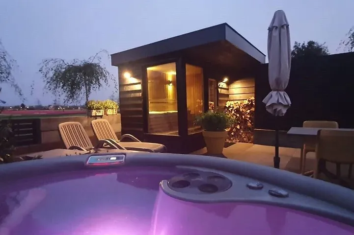 Wellness Lodge 5 Minuten Vom Strand – Zwischen Noordwijk und Zandvoort in De Zilk, Niederländische Nordsee