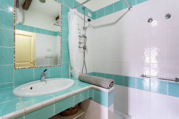 Entire apartment, Apartment 'Vista Sul Fiume' with Temo River View, Wi-Fi and Air Conditioning in Bosa, Planargia