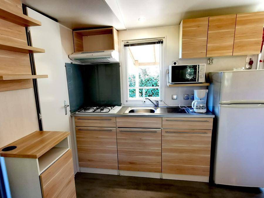 Camping Les Hortensias - Mobilheim 6 personen - Mobilheim 3 Schlafzimmer mit Klima in Rosières (Ardèche), Parc naturel régional des Monts d'Ardèche