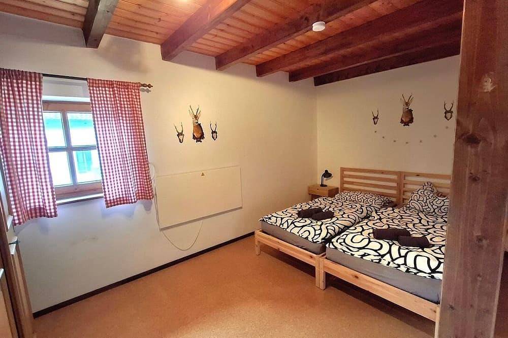 Ferienhaus 98 im bayerischen Waldferiendorf I 3 Schlafzimmer I Lagerfeuerplatz in Regen (Ostbayern), Ostbayern