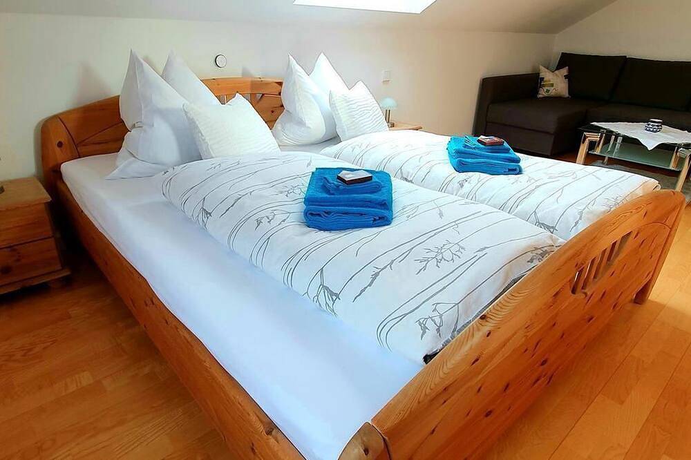 Ganze Wohnung, Ferienwohnung Obergeschoss - Ferienhaus Rahle in Bertsdorf-Hörnitz, Zittauer Gebirge