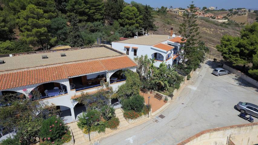 Apartamento entero, Cadoro Case Vacanza 4 camas con balcón con vista al mar a 250 metros de la playa in Localita Rogana, Sciacca