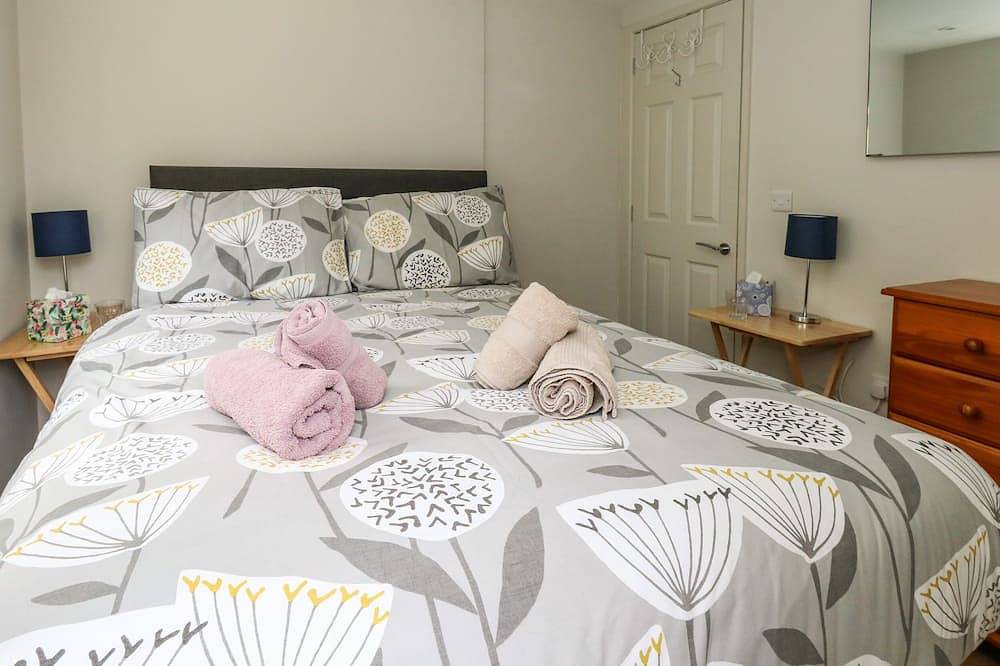 Little Timbers, pet friendly, with a garden in Ringwood in Ringwood, Hampshire
