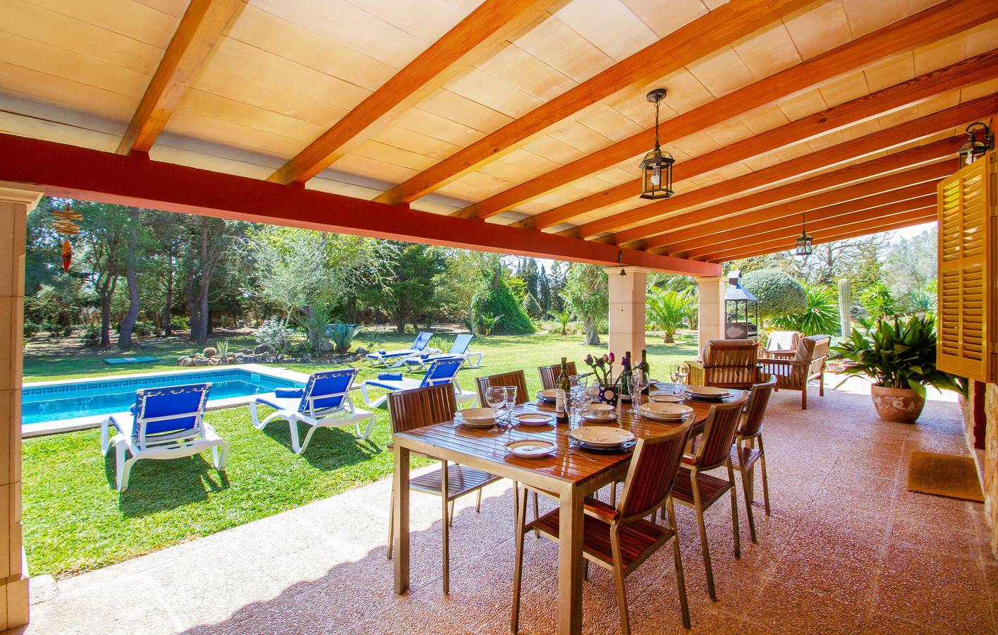 Gemütliche Wohnung in der Nähe von Playa de Ses Covetes - Pool, AC, Wifi in Es Trenc, Campos