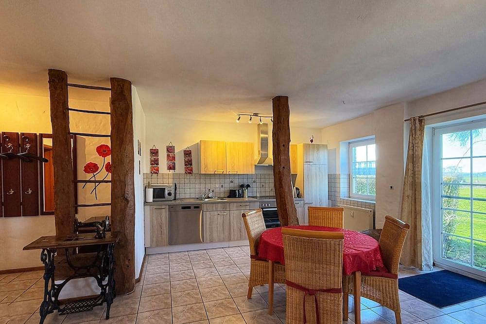 Ganze Wohnung, Hübsche kleine Wohnung mit toller Aussicht in Mechernich, Naturpark Hohes Venn-Eifel