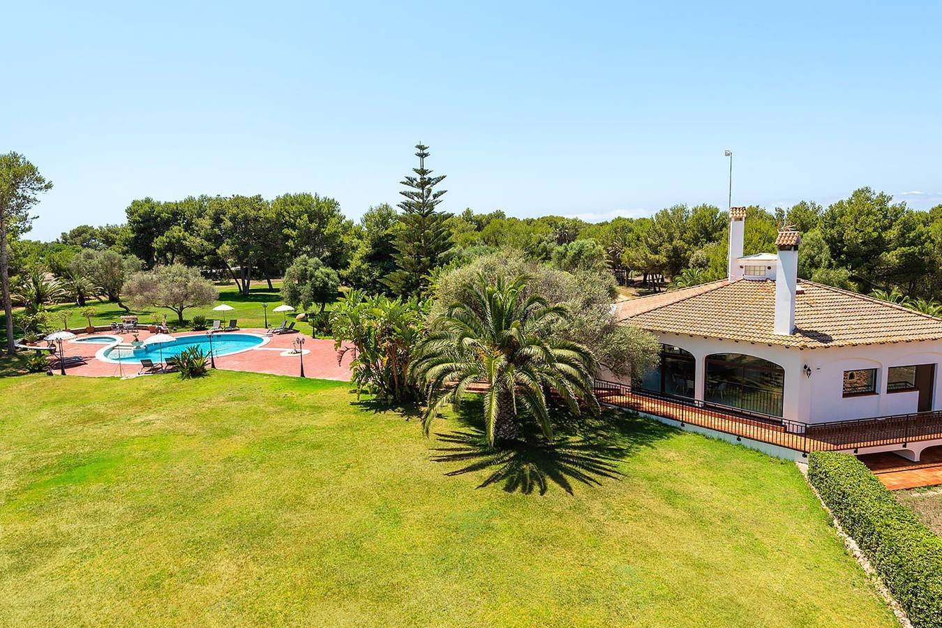 Casa De Vacaciones para 9 Personas en Cala Blanca, Ciudadela