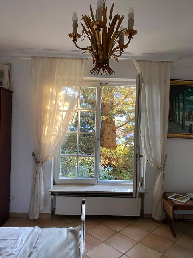 Ferienwohnung für 5 Personen, mit Terrasse und Garten sowie Ausblick in Eschborn - 4
