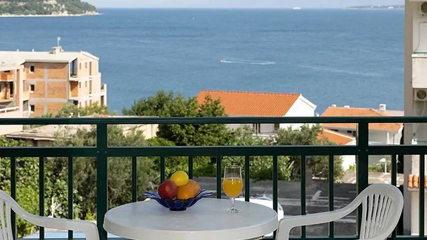 Apartament wakacyjny dla 5 osób, z taras w Igrane