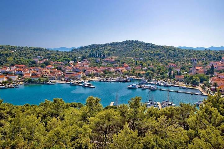 Ganze Wohnung, Ferienwohnung in Poljana mit Meerblick, Terrasse, Klimaanlage, W-Lan (3617-2) in Plaža Poljana, Poljana