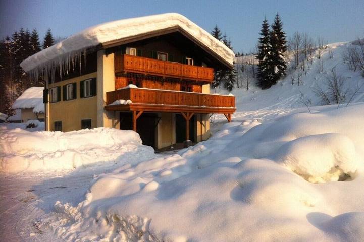 Vakantiehuis voor 13 personen, met tuin en balkon - 1
