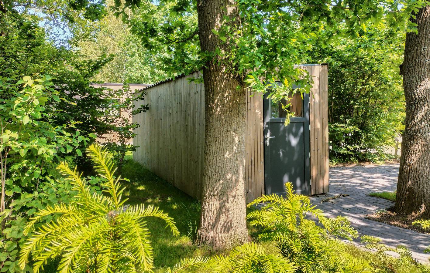 Ferienhaus für 4 Personen mit Garten in Oosterwolde, Friesland